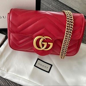 Gucci Marmont Super Mini Red